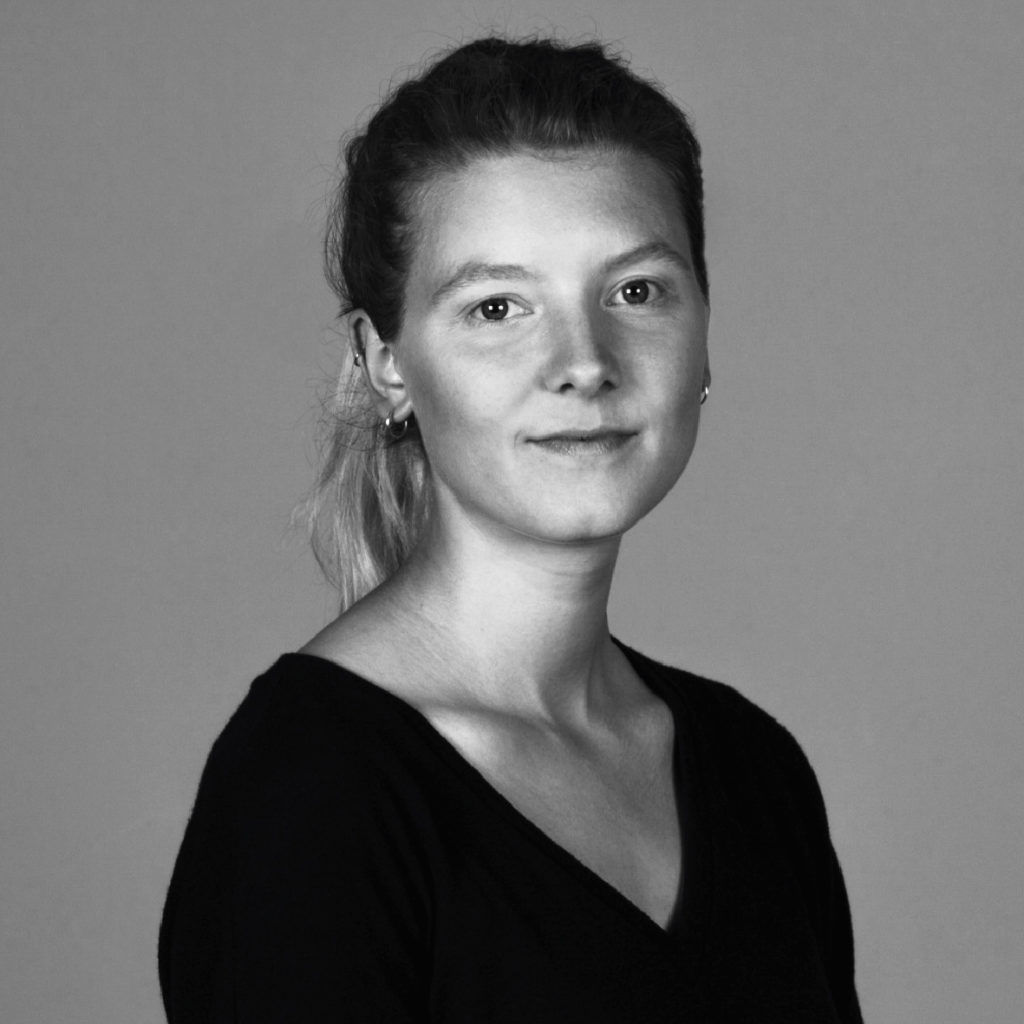 Anne Laureen Photo 01 1024x1024 1